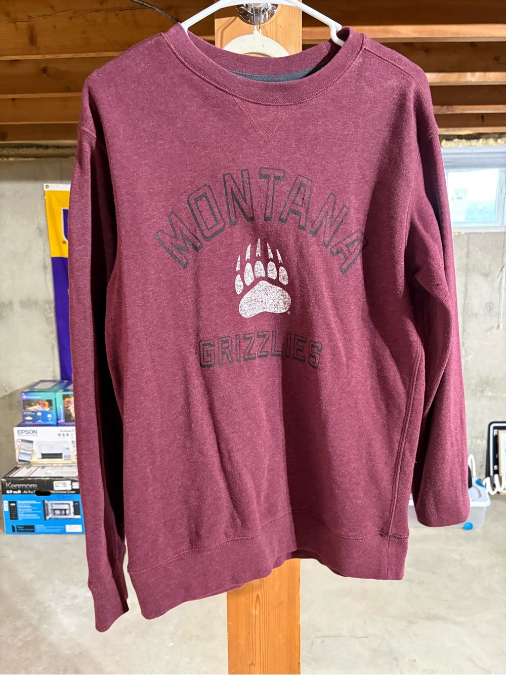 Rivalry Threads Maroon Crewneck Sweatshirt with Bear Paw Graphic